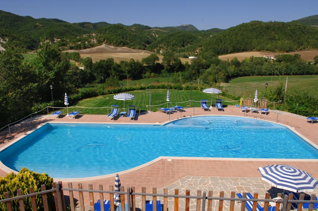 Agriturismo Ca Serrantonio Villa Urbania Exterior photo